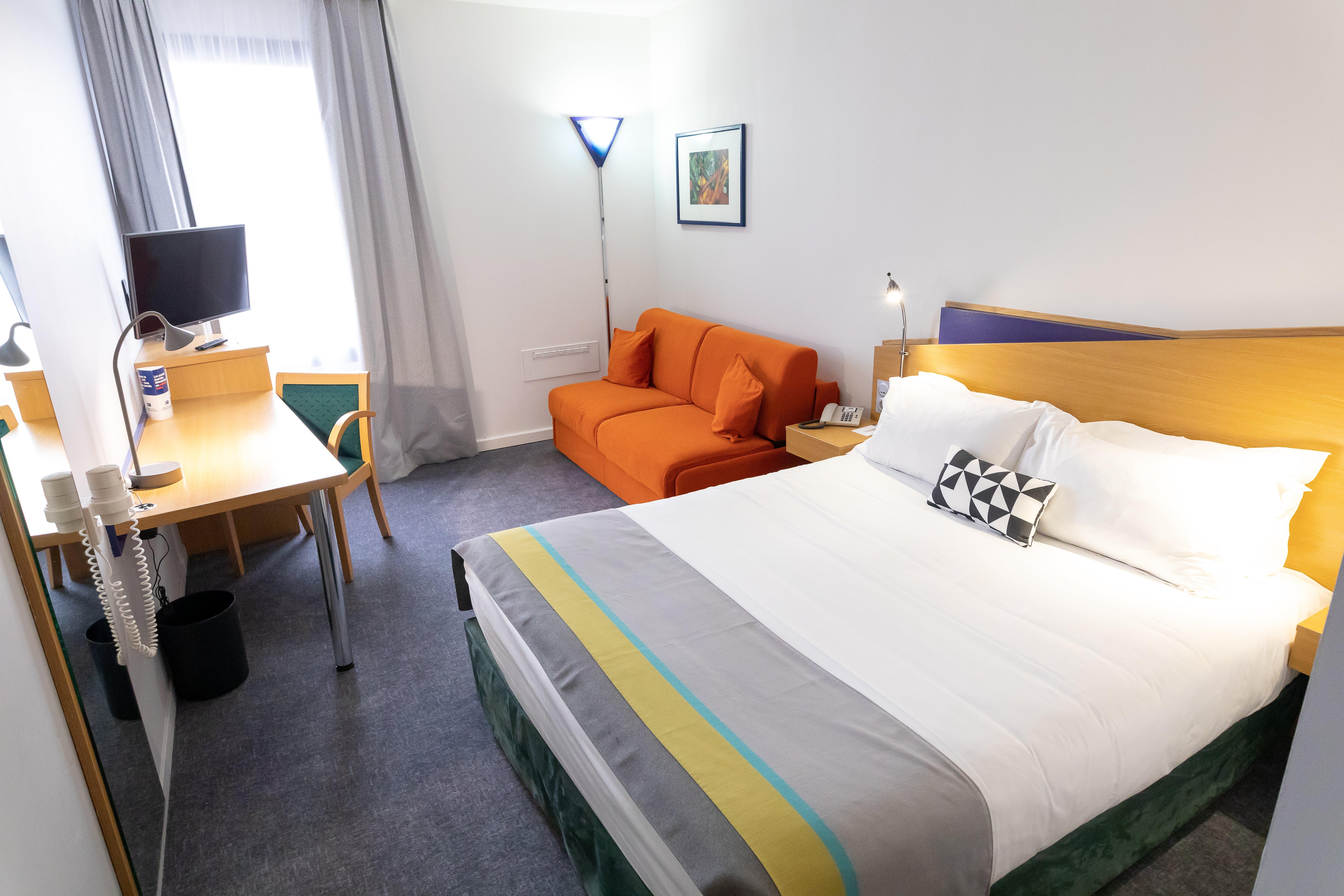 Holiday Inn Express Arras By Ihg מראה חיצוני תמונה