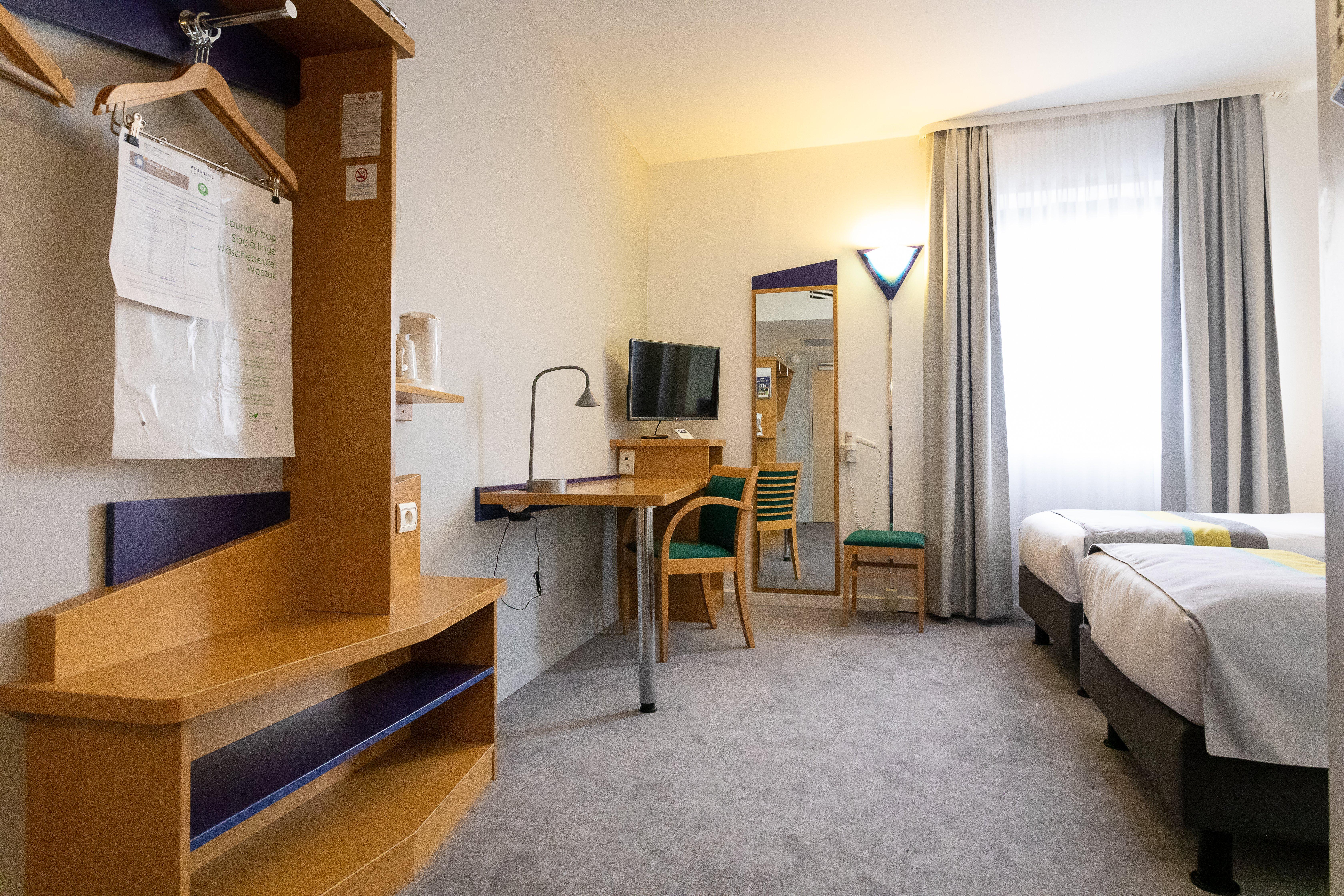 Holiday Inn Express Arras By Ihg מראה חיצוני תמונה