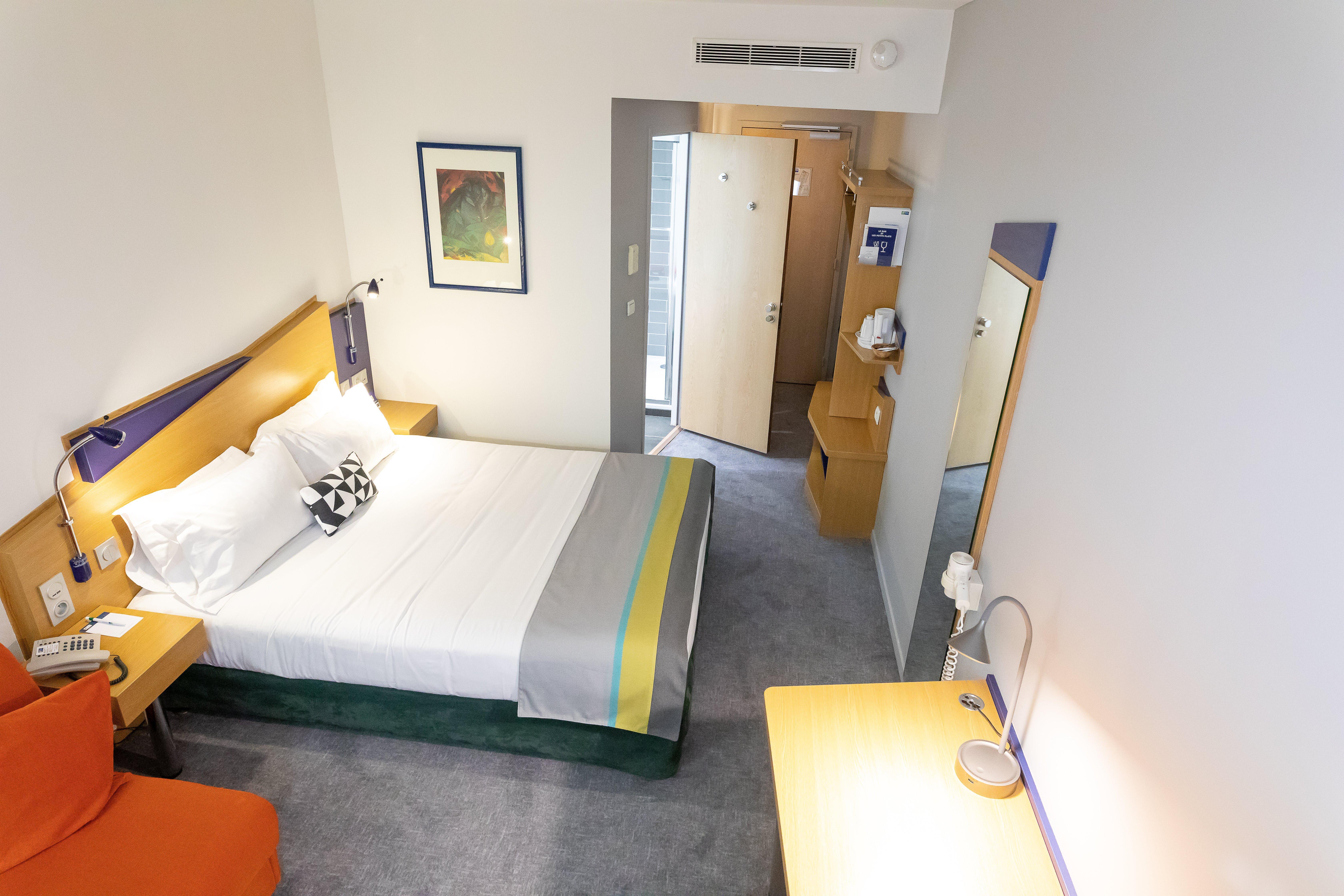 Holiday Inn Express Arras By Ihg מראה חיצוני תמונה
