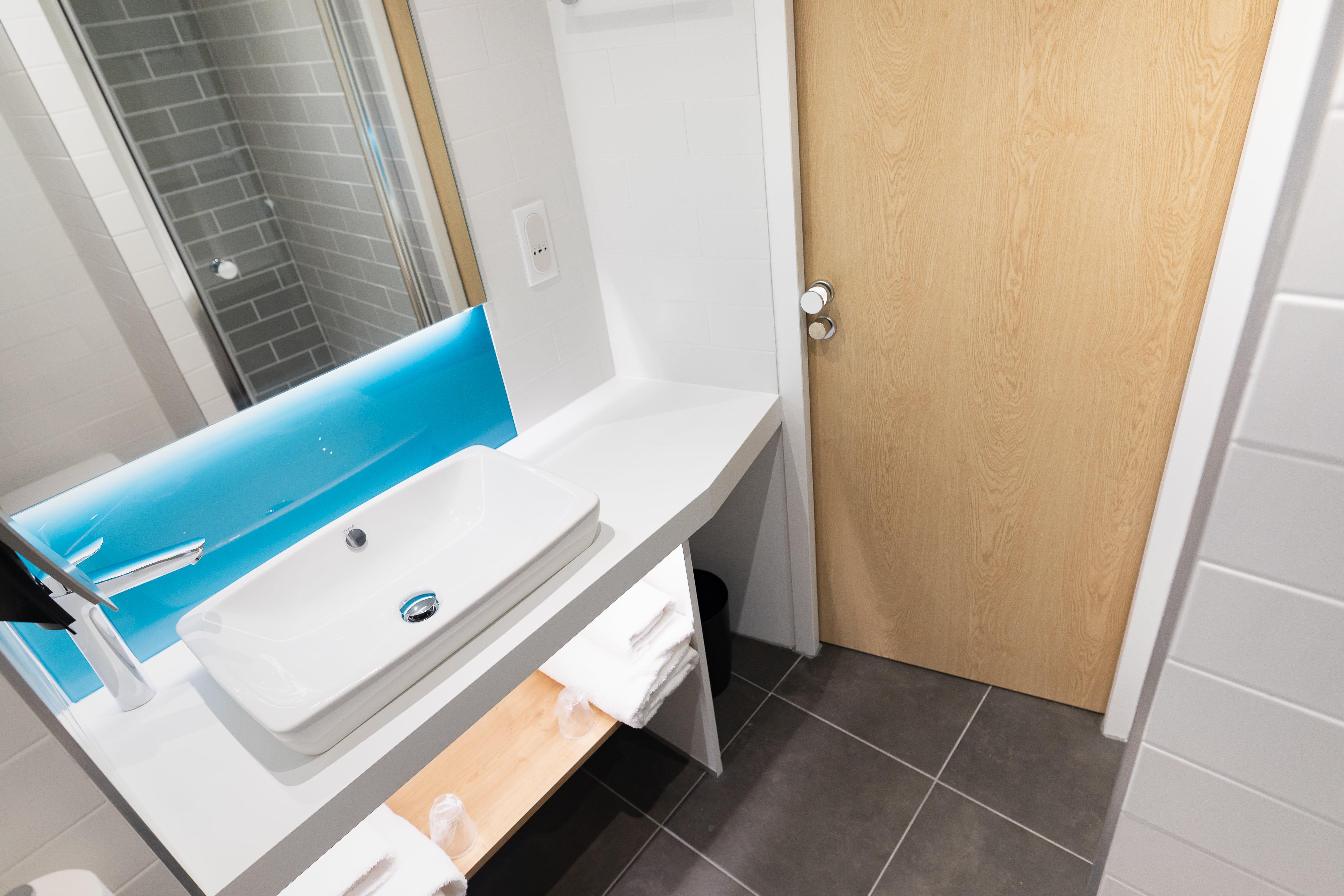 Holiday Inn Express Arras By Ihg מראה חיצוני תמונה