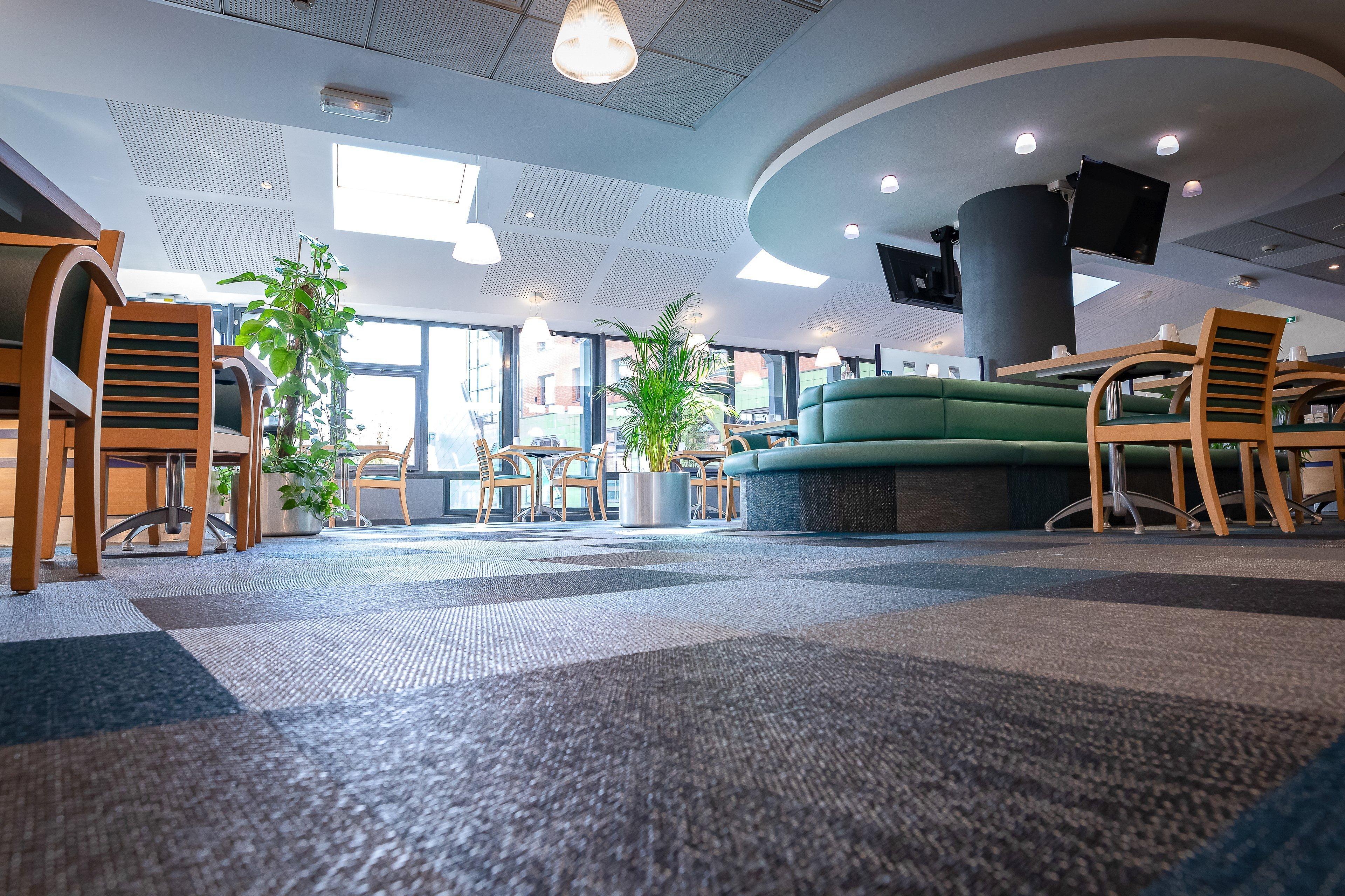 Holiday Inn Express Arras By Ihg מראה חיצוני תמונה